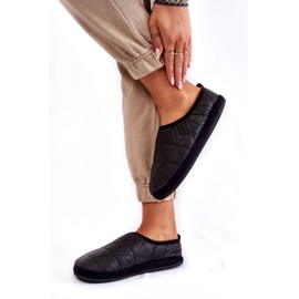 Chinelos isolados femininos Big Star KK274606 pretos 3