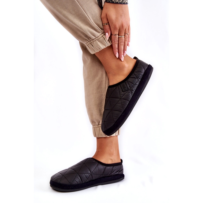 Chinelos isolados femininos Big Star KK274606 pretos 3