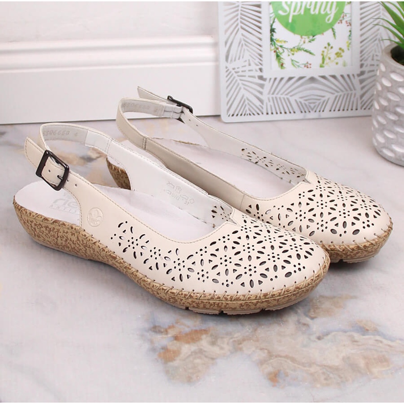 Sandálias confortáveis ​​de couro vazadas bege Rieker 44861-60 1