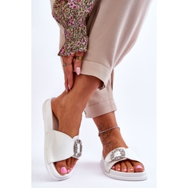 Chinelos femininos plataforma com decoração beneca branca branco 2