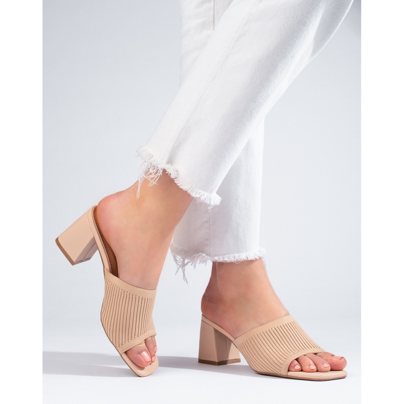 Chinelos de mulher em tecido Shelovet bege 1