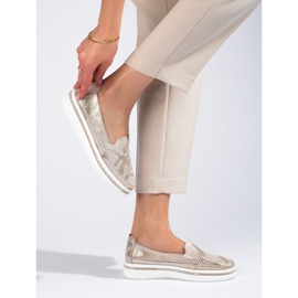 Sapato Shelovet em couro dourado vazado 2