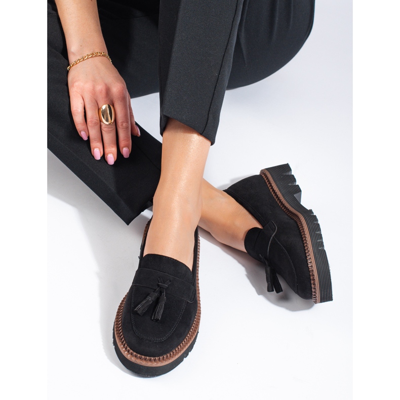 Mocassins de camurça preta com borlas Vinceza preto 2