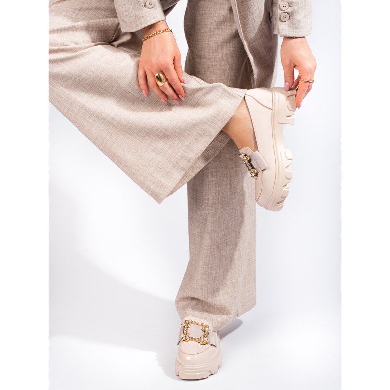 W. Potocki Sapatos de mulher bege com fivela Shelovet 2