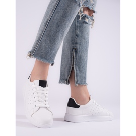 Sapatos desportivos brancos de mulher Shelovet 1