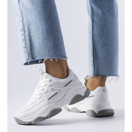 Tênis Big Star branco e cinza JJ274579 1