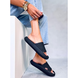 BM Chinelos de almofada Yang Black preto 1