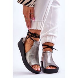 Sandália de cunha de couro Nicole 2743/063 prata-preta preto 1