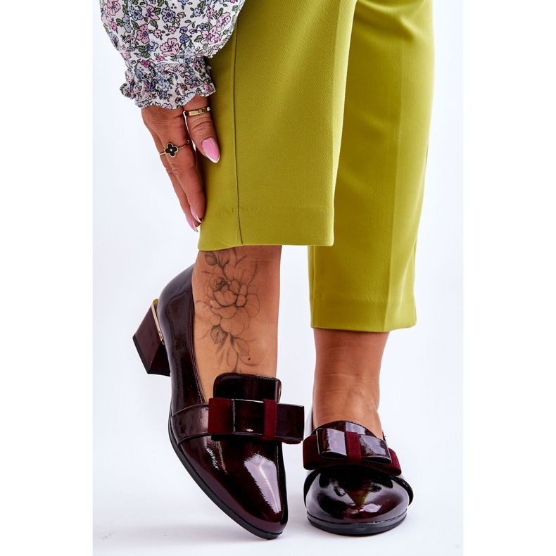 Vinceza Sapatos lacados elegantes com um laço decorativo Shira bordô vermelho 1
