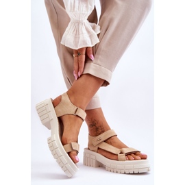 Sandálias femininas de camurça Big Star LL276036 bege 2