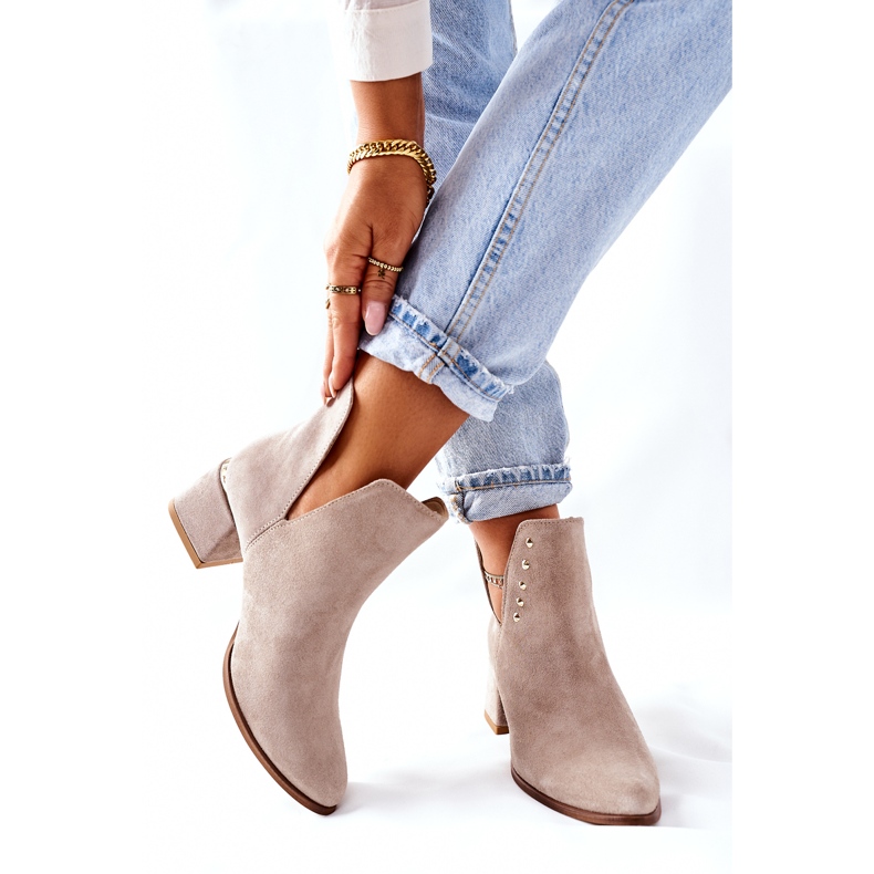 Lewski Shoes Botas de camurça femininas com recortes Lewski Cappuccino 3074 / B bege 2