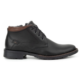Polbut Botas pretas isoladas C16 preto 1