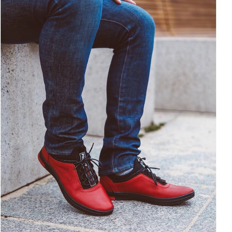 Polbut Sapatos casuais masculinos vermelhos de couro K24 com parte inferior preta 1