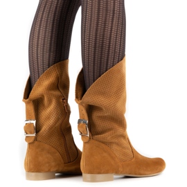 Olivier A céu aberto, Elena botas vermelhas laranja 2