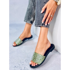 BM Chinelos com tachas Fenton Green verde 1