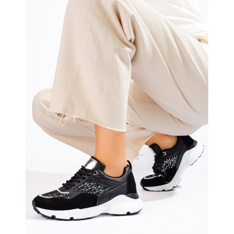 Ténis de sola grossa de mulher Shelovet pretos 1