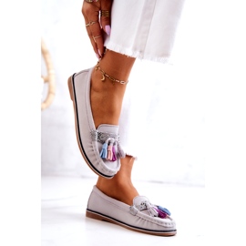 Evento Mocassins femininos de camurça com franjas cinza Laressa 1 Evento Mocassins femininos de camurça com franjas cinza Laressa 1