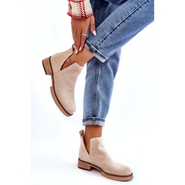 Botas de camurça perfuradas com salto plano, bege 4