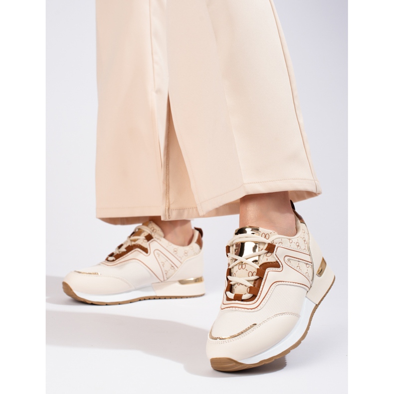Sapatos desportivos de mulher bege Shelovet 1