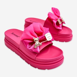 PE1 Chinelos com laço e ursinho decorativo Fuchsia Suzy rosa 1 PE1 Chinelos com laço e ursinho decorativo Fuchsia Suzy rosa 1