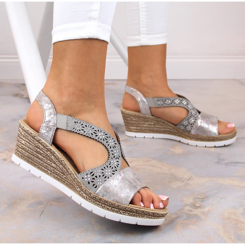 Sandálias cómodas de mulher com elástico Rieker 61916-91 multicolorido 2