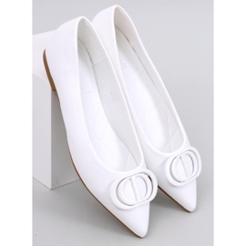 Falana Sapatilha bico de amêndoa branca branco 1