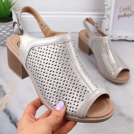 Sandálias confortáveis ​​de couro para mulheres com salto dourado Filippo DS4475 1