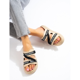 Chinelos LA.FI Bege Confortáveis 1