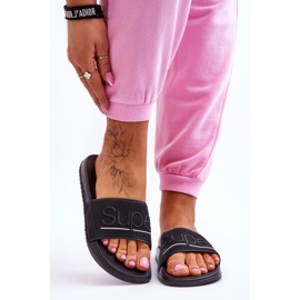 Chinelos femininos claros com inscrição Black Merry preto 1