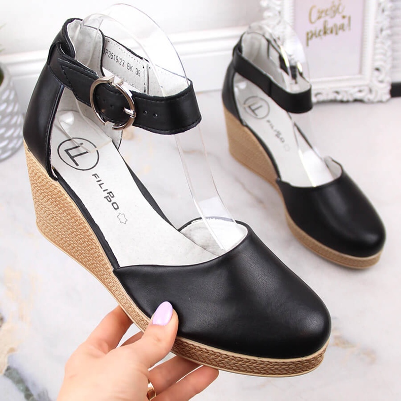 Sandálias de cunha de mulher em pele preta Filippo DS3519 preto 1