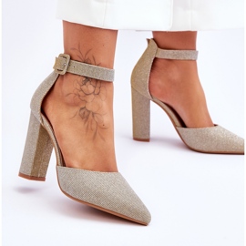 Sapatos de salto alto brilhantes dourados True Love 2