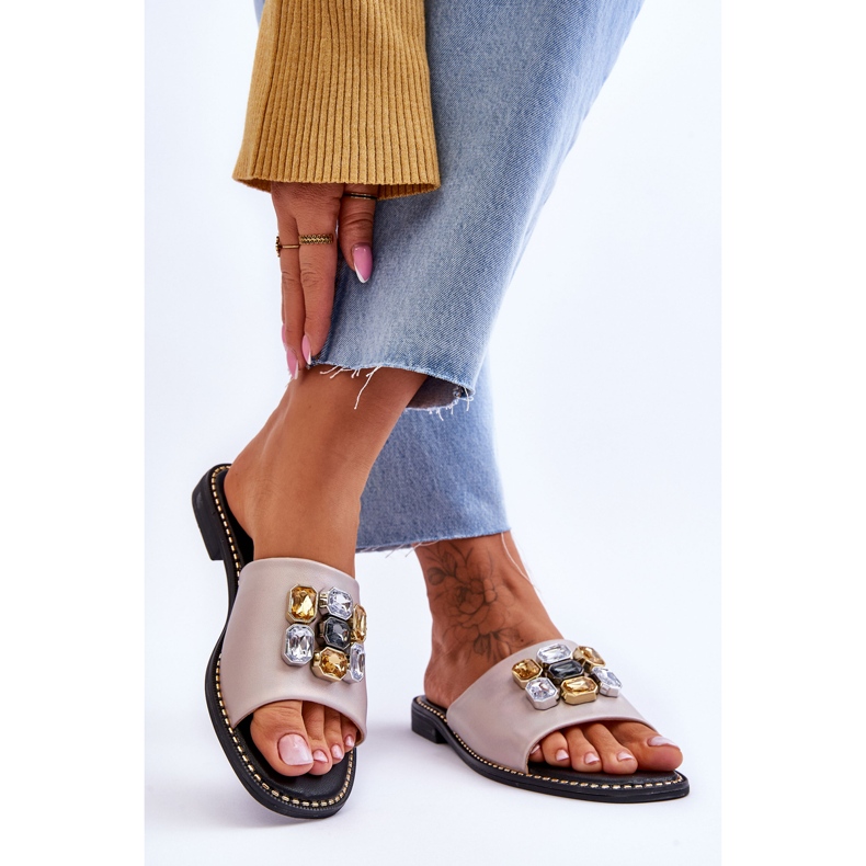 Chinelos femininos com pedras S.Barski KV-2775-31 nude bege 2