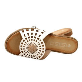 Chinelos femininos elegantes com aberturas e zircões Filippo DK4621/23 WH branco 4