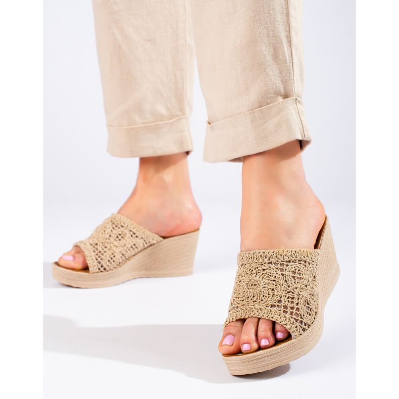 W. Potocki Sandálias de cunha de mulher com cinto vazado, bege Potocki 2