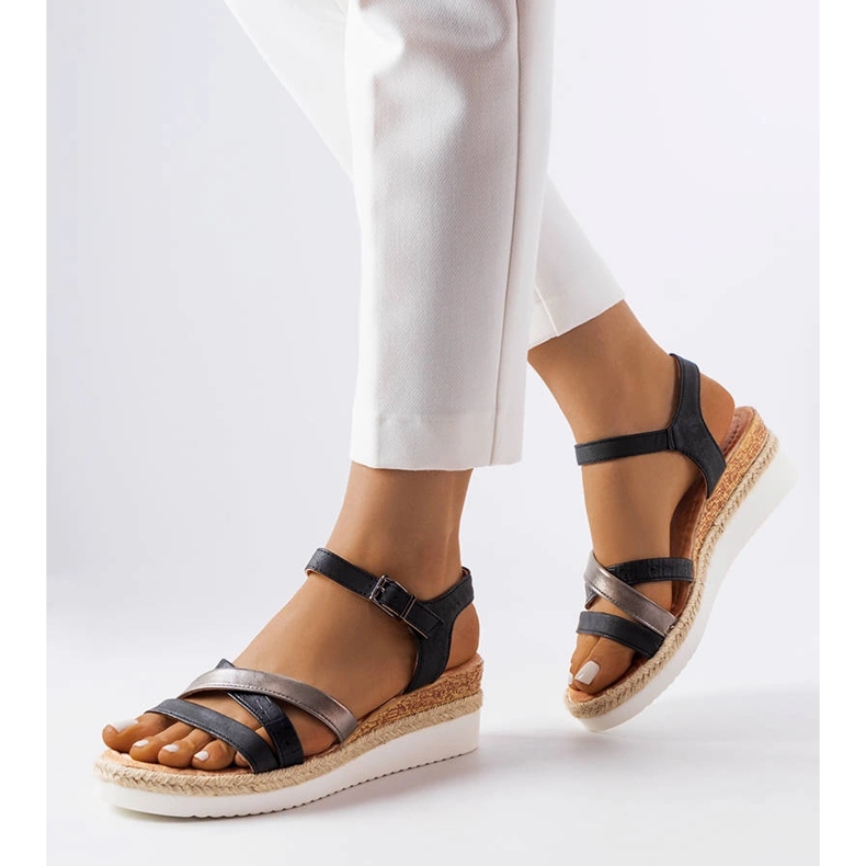 Sandália de salto preto Ridenour. 1