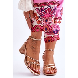 FB2 Sandálias elegantes de salto alto rosa dourado Felisa 1