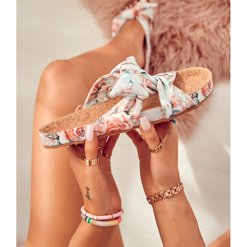 Chinelos Clássicos com Flores Big Star JJ274703 Cinza Claro 4