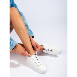 Sapatos esportivos clássicos brancos Shelovet 1