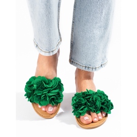Chinelos de mulher verdes com flores Shelovet 1