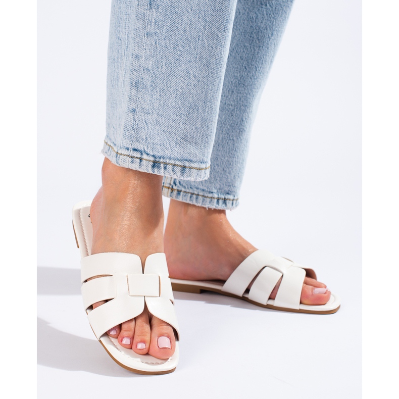 Chinelos clássicos femininos brancos Shelovet 1