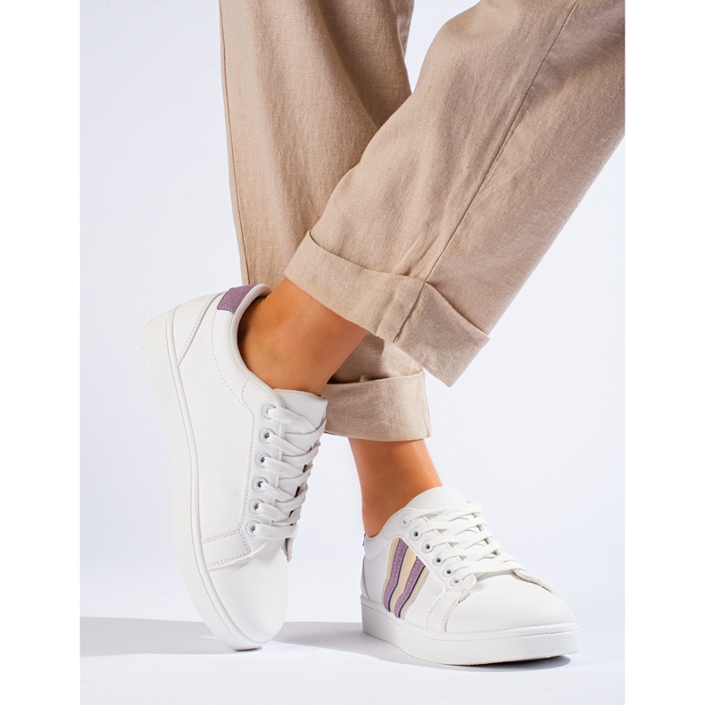 Sapatos esportivos clássicos brancos Shelovet 2