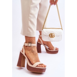 Sandálias de couro em uma plataforma robusta Bege Marina 2