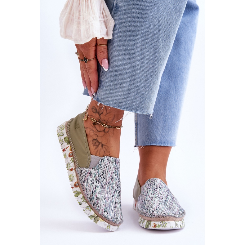 Sapatos femininos de couro sem cadarço Maciejka 03512-51 verde 1