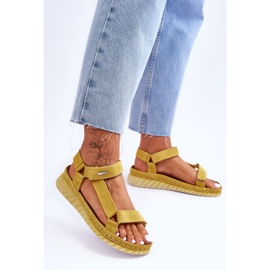 Sandália Big Star Camurça Velcro LL276013 Amarela amarelo 2