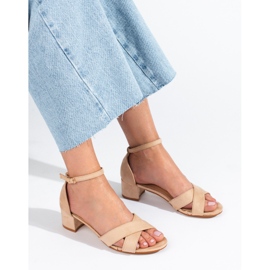 Sandália salto baixo de camurça bege, Shelovet 1