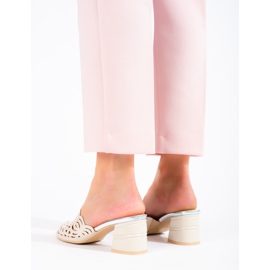 Mule bege vazado no poste da Shelovet 1