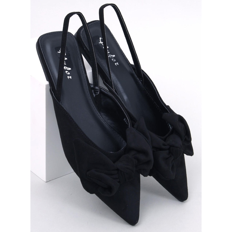 BM Geffen Chinelo preto com laço 1