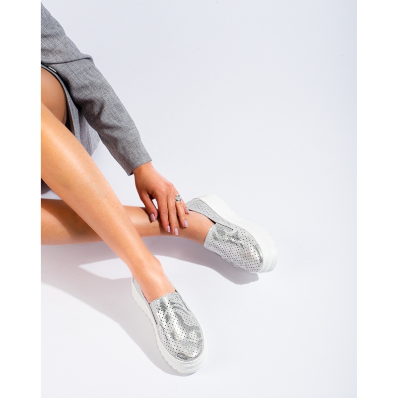 Sapatos de mulher em pele prateados Shelovet prata 1