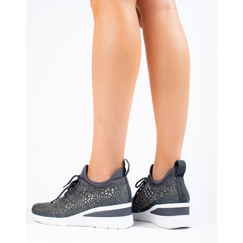 Tênis plataforma preto Shelovet. cinza 2