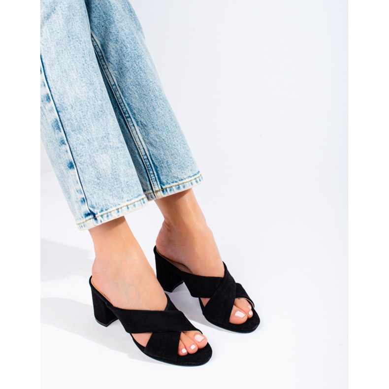 Chinelos de camurça pretos, Shelovet 2